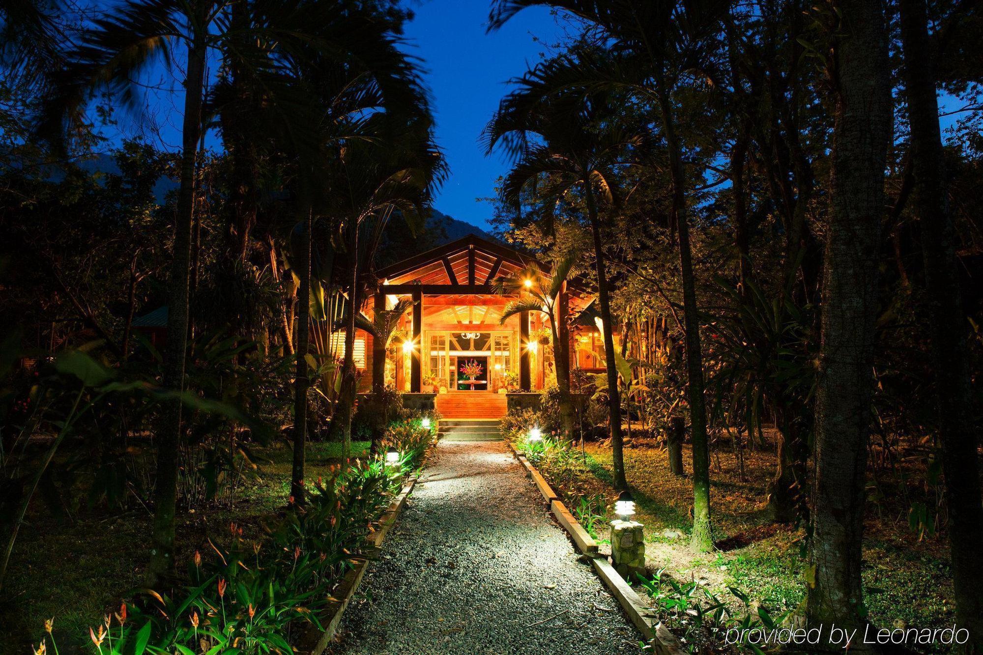 The Lodge & Spa At Pico Bonito El Pino Bagian luar foto